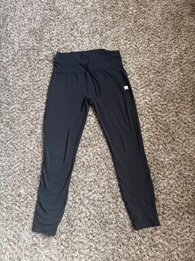 Vuori Black leggings